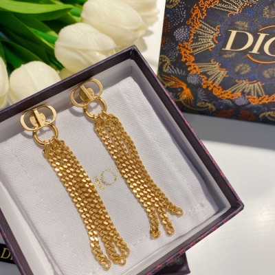 Dior迪奧 CD流蘇耳環 黃銅材質！多種佩戴方式