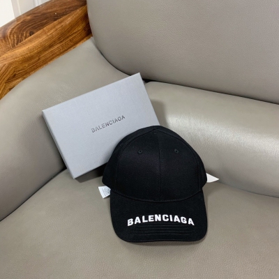 Balenciaga巴黎世家 高端棒球帽 細節，工藝，都是這樣完美，原版複刻，原廠品質，非市場貨，就是不一樣 機車帽子黑色B
