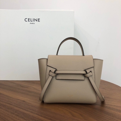 Celine 2021新品 PICO Mini 近期爆款 包型輪廓立體自然 手掌紋 看似厚實的外觀包裝、上手卻能感覺到她的柔韌 、高級感十足。手掌紋/鯰魚包 尺寸：16*21*8cm