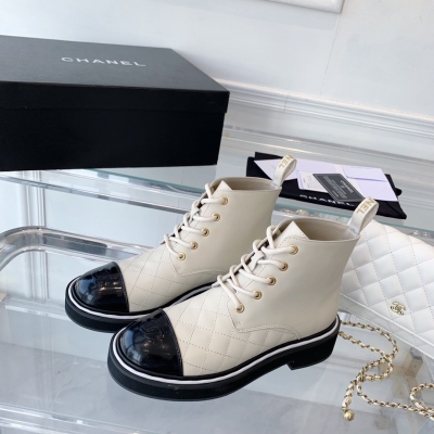Chanel香奈兒 新款菱格短靴，頂級品質，時髦精必備單品，原版開模五金扣，鞋面原版進口原版進口牛皮，內裡墊腳羊皮，原版開模大底，Size:35-39（40,41訂做）