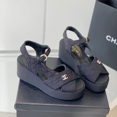Chanel香奈兒 新款防水台厚底涼鞋，原版開發，鞋面原版定制面料，內裡墊腳羊皮，原版開模大底，後跟6.5cm，Size:35-40