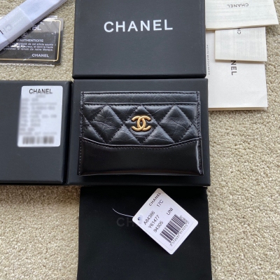 Chanel香奈兒 小香進口義大利皮 貨號:84386 尺寸:w11×h7.5cm 顏色:黑色金色五金