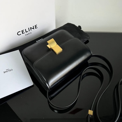 Celine 經典款CLASSIC BOX拋光小牛皮手袋手搓紋，原廠正品皮 全鋼五金，teen 尺寸18.5 X 14 X 6cm，外100%進口牛皮，內100%小羊皮襯裡，金色金屬件，內側拉鍊口袋和雙層扁平口袋，可拆卸可調節皮革肩帶