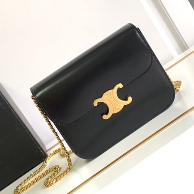 Celine 2024s秋冬新品 COLLEGE TRIOMPHE亮澤牛皮革鏈條手袋 凱旋門秋季新款 最新的COLLEGE TRIOMPHE裡完全皮質＋五金棱形切割紋鏈條簡直美爆！容量也非常之好 羊皮內裡無比柔軟 牛皮革，羊皮革襯裡，斜挎和