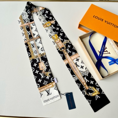 LV路易威登 真絲雙層小飄帶雙面佩戴 Tribute To 真絲束髮帶將 Alma、Speedy、Bo?te Chapeau 和 Dauphine 手袋等經典設計圖案呈於舞臺中央，以精緻繁複的筆觸致意 全幅 M