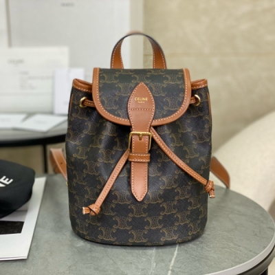 Celine FOLCO 迷你背包 本命老花mini凱旋門背包 復古小巧 實用性設計肩帶長度可調節 容量滿滿，經典學院風休閒日常老花經典加持減齡青春又文氣 值得入！SIZE: 17*20*10CM