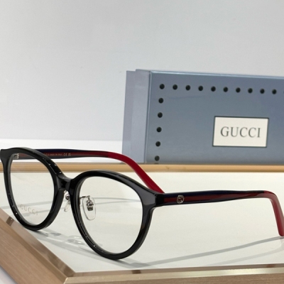 Gucci古馳 墨鏡 Mod：GG1867OK 經典雙G和紅綠織帶碰撞 戴上是氣場 摘下是藝術品 高級感拉滿 size：51口19-145