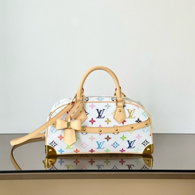 LV路易威登 原廠 LV xTM HANDBAG EAST WEST 手袋 型號: M13084 動態晶片版 材料: A級全鋼五金 進口原廠面料 尺寸27*14*10cm